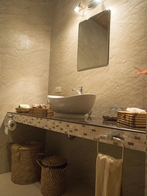 Superior-Doppel- oder -Zweibettzimmer, 1 Schlafzimmer | Badezimmer | Dusche, kostenlose Toilettenartikel, Haartrockner, Handtücher