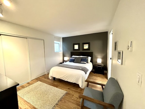 2 bedrooms, desk, free WiFi, bed sheets