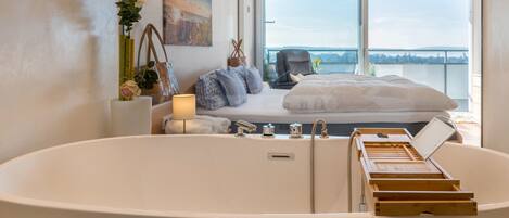 2 chambres, fer et planche à repasser, Wi-Fi gratuit, draps fournis