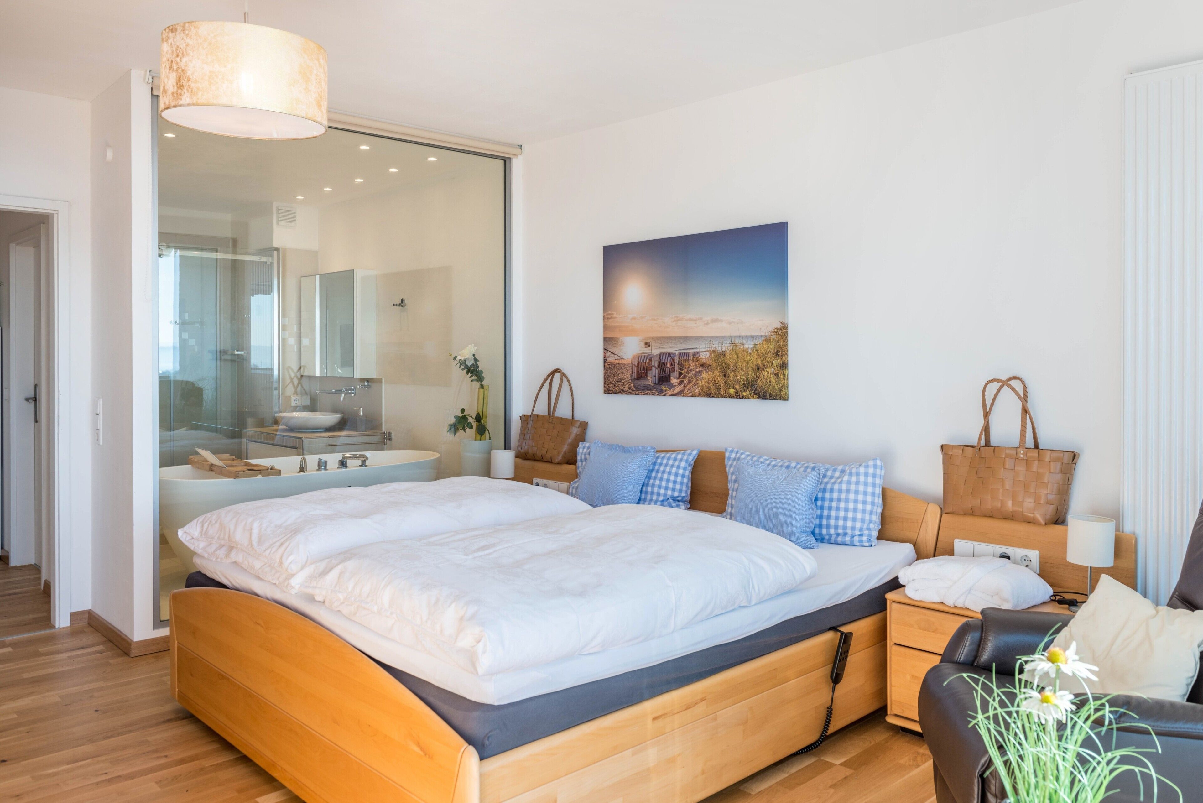 2 habitaciones, tabla de planchar con plancha y wifi gratis 