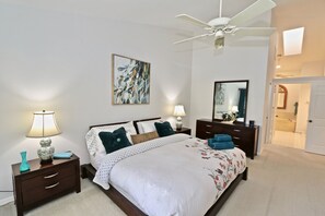 2 bedrooms, iron/ironing board, travel cot, free WiFi - Sunny Villa @ Imperial Golf, pool and beach, 1 floor (Naples)