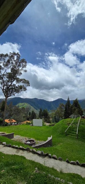Select Comfort beds, individually decorated - PONDOWASI LODGE (Angochagua)