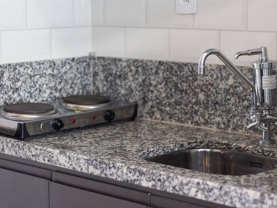 Studio | Private kitchen | Mini-fridge, microwave, stovetop, cookware/dishes/utensils