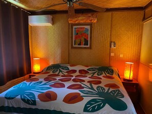 3 bedrooms, travel cot, free WiFi, bed sheets