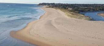 Sea Glass Nook B&B, Private & close to the beach
