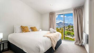 3 多间卧室、熨斗/熨衣板、免费 WiFi、床单