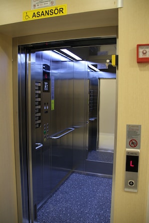 Elevator