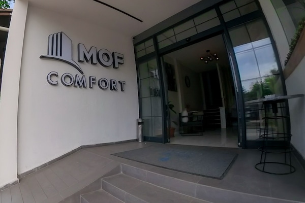 Bagian depan properti