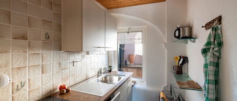 Standard Apartment, Multiple Bedrooms, 2 Bathrooms (Casa Merlot) | Private kitchen