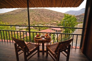 Casa rural prèmium | Habitacions insonoritzades, wifi gratuïta i roba de llit 