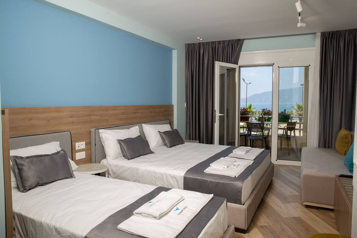 Deluxe Quadruple Room