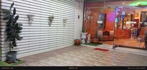 Front of property - Sea Star House (Krabi)