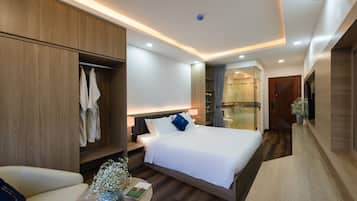 Minibar, blackout curtains, free WiFi, bed sheets