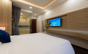 Minibar, blackout curtains, free WiFi, bed sheets - Holi Anna Boutique (Nha Trang)