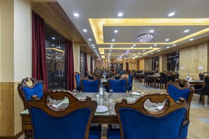 Restaurant - Sterling Shivalik Chail (Shimla)