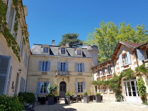 Exterior - Château de Lalande (Annesse-et-Beaulieu)