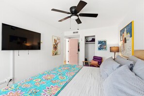 2 bedrooms, iron/ironing board, WiFi, bed sheets