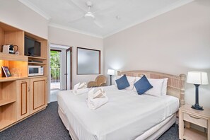 1 bedroom, free WiFi, bed sheets