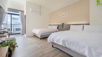 Quadruple Room, Balcony | Desk, free WiFi, bed sheets