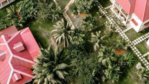 منظر من الجو على ارتفاع عالٍ