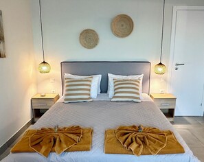 3 slaapkamers, een kluis op de kamer, een strijkplank/strijkijzer
