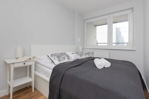 1 bedroom, iron/ironing board, WiFi, bed sheets - Złota 11 | Comfortable Apartment | Balcony (Warszawa)