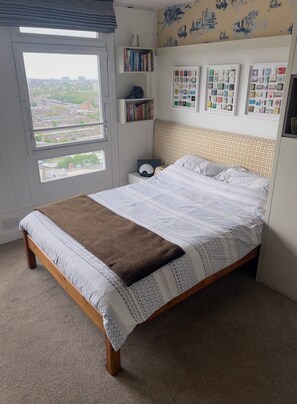 1 غرفة نوم ومكواة/لوح كي وواي فاي وملاءات أسرّة