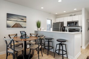 Dining - Incredible Beach Condo | AC | Beach | Pool | Hot Tub | Sunrise | (Traverse City)