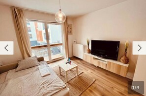 2 bedrooms, WiFi, bed sheets - Color Apartment Warsaw Wola (Warszawa)
