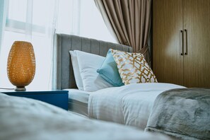 Standard-Apartment | 2 Schlafzimmer, Zimmersafe, individuell dekoriert, Verdunkelungsvorhänge