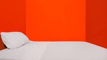 Laptop workspace, free WiFi, bed sheets