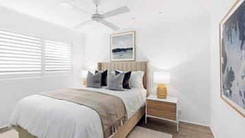 2 bedrooms, desk, iron/ironing board, travel cot