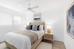 2 bedrooms, desk, iron/ironing board, travel cot