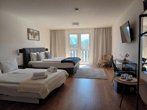 Literie hypoallergénique, rideaux occultants, Wi-Fi gratuit