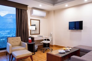 ห้องเอ็กเซกคิวทีฟทวิน | โต๊ะทำงาน, พื้นที่ทำงานแบบใช้แล็ปท็อป, Wi-Fi ฟรี, ตกแต่งพิเศษโดยเฉพาะ