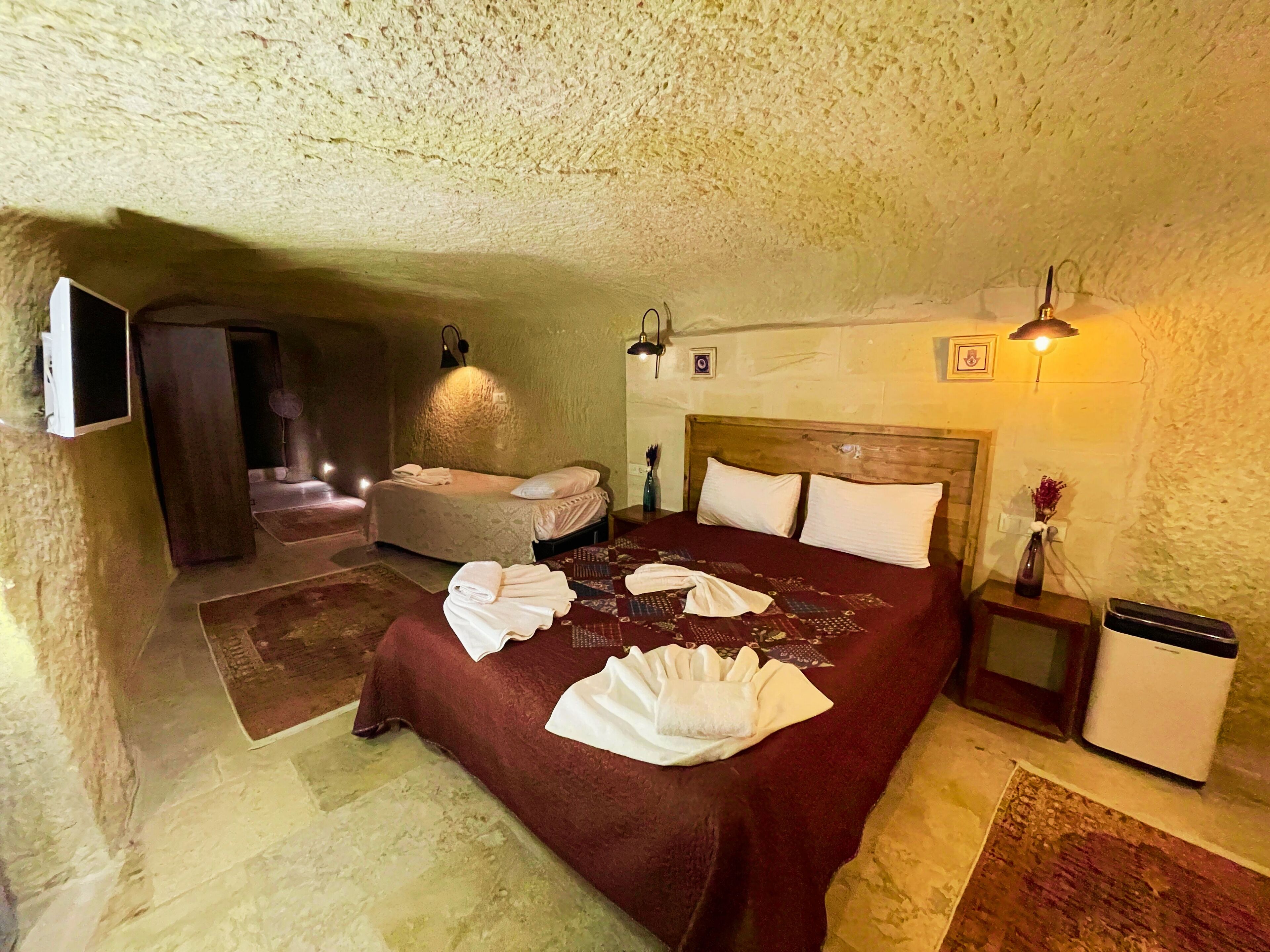 Premier Quadruple Room, Multiple Beds, Non Smoking, Hot Tub | Frette Italian sheets, premium bedding, Select Comfort beds, minibar