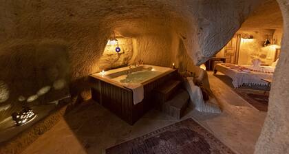 Feris Cave Hotel