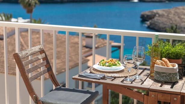 Outdoor dining - HARMONIA Apartment with Spectacular Ocean View (Portocolom)