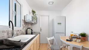Coffee/tea maker, fridge, microwave, oven - HARMONIA Apartment with Spectacular Ocean View (Portocolom)