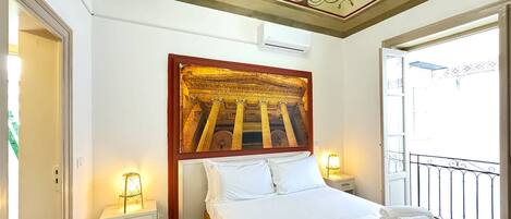 Camera Matrimoniale con Balcone | Premium bedding, free WiFi, bed sheets