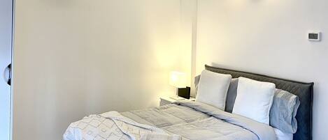 1 chambre, fer et planche à repasser, Wi-Fi gratuit, draps fournis