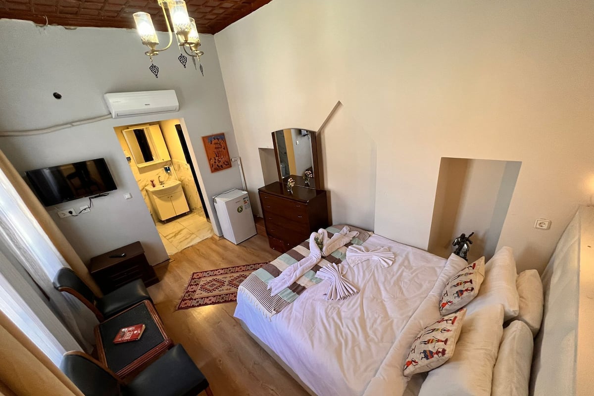 Wifi gratis y ropa de cama