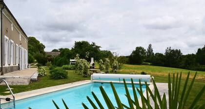 Gßte La Gaubide avec Piscine privée - proche Dordogne