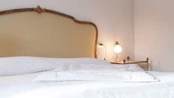 2 Schlafzimmer, BĂŒgeleisen/BĂŒgelbrett, kostenloses WLAN, BettwĂ€sche