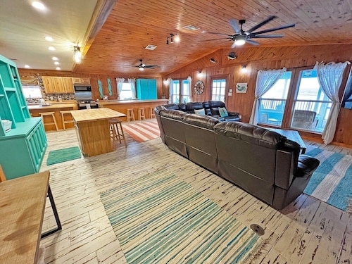 H2O Psycho - Beachfront - Island Realty