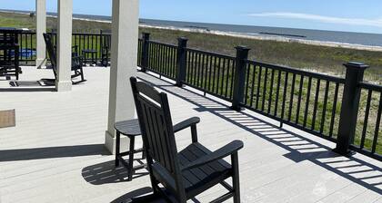 White Dolphin - Beachfront - Island Realty