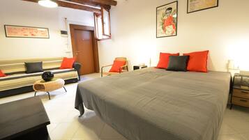 Basic Apartment | 1 bedroom, premium bedding, down comforters, iron/ironing board