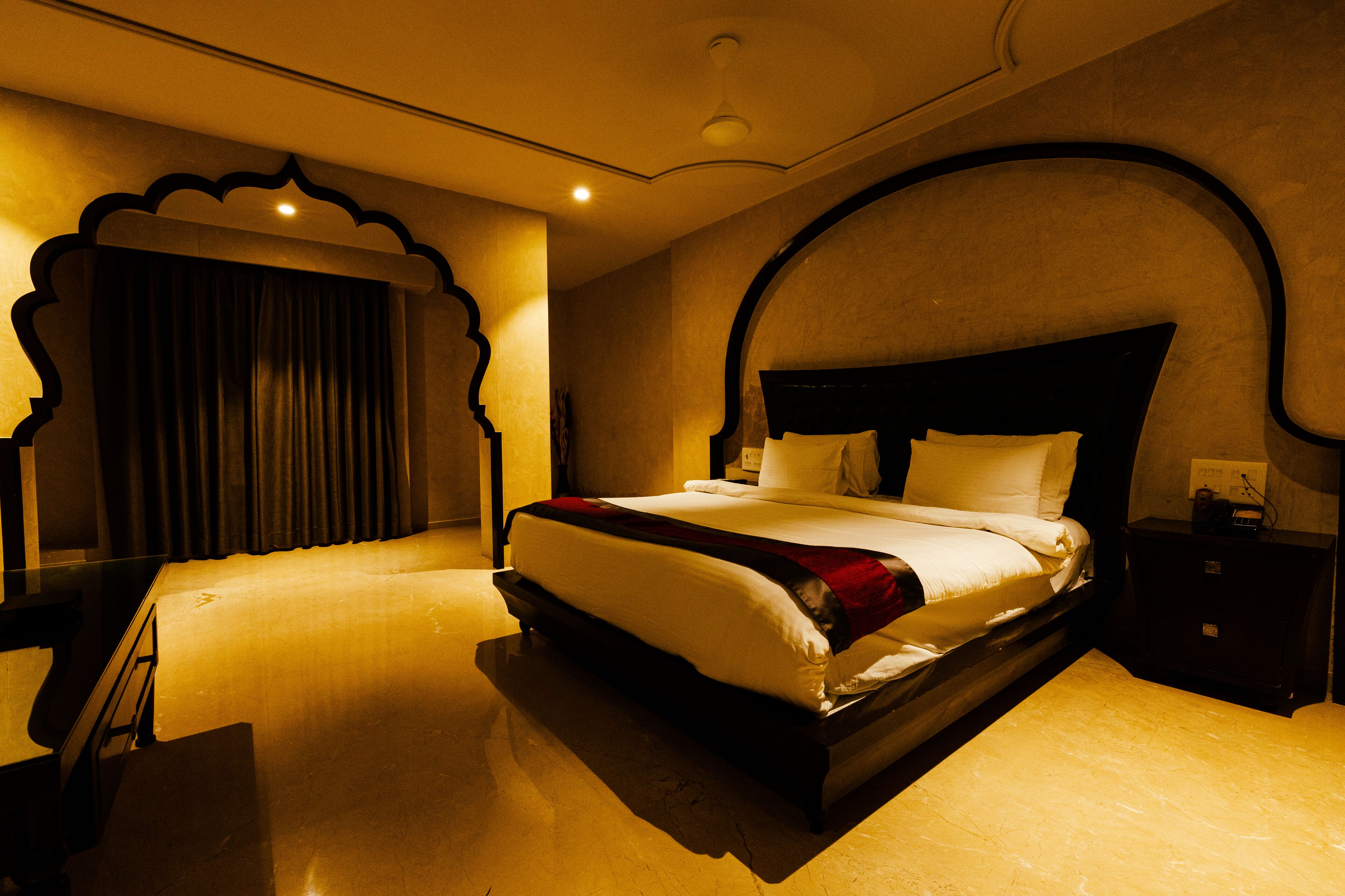 Minibar, wifi gratis y ropa de cama 