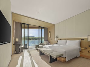 Suite Premium, 1 cama King size | Minibar, caja de seguridad en la habitación y escritorio