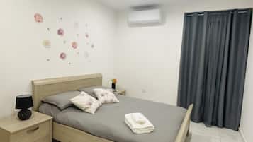 3 makuuhuonetta, työpöytä, silitysrauta/-lauta, Wi-Fi